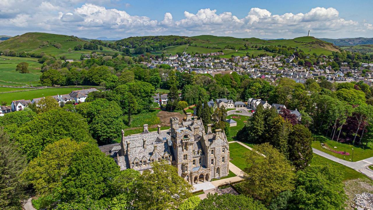 The Alfred Suite Stone Cross Mansion Ulverston Buitenkant foto
